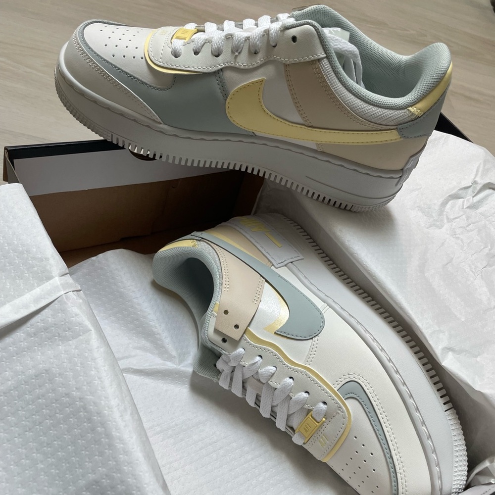 Nike AF1 Shadow Air Force 1 Sail White Citron Tint Women Size 8 DR7883-101